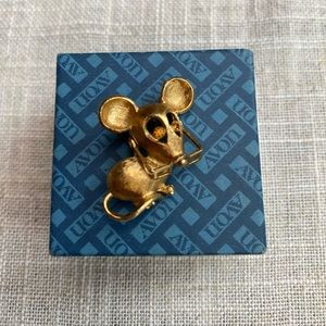 Avon Mouse with Glasses Pin